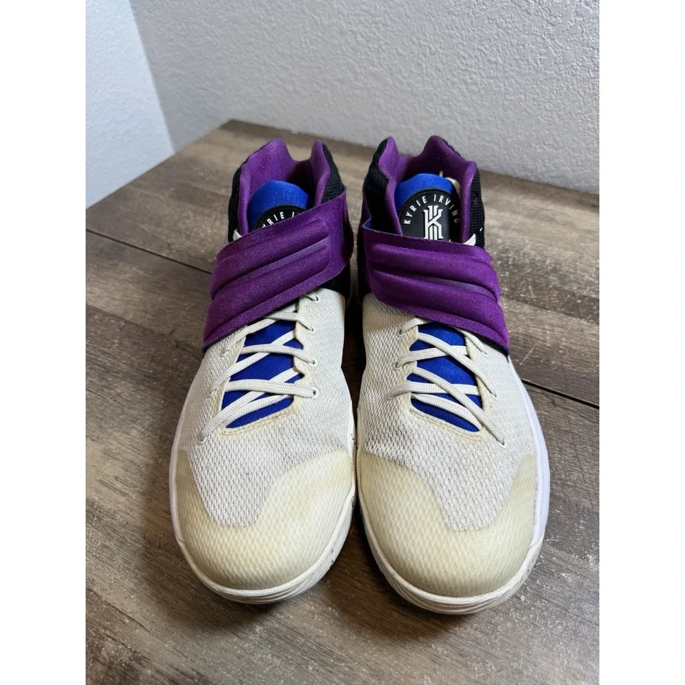 Nike Kyrie 2 Kyrache White Berry Purple‎ Black Size 14 Sneakers Shoes 819583-104